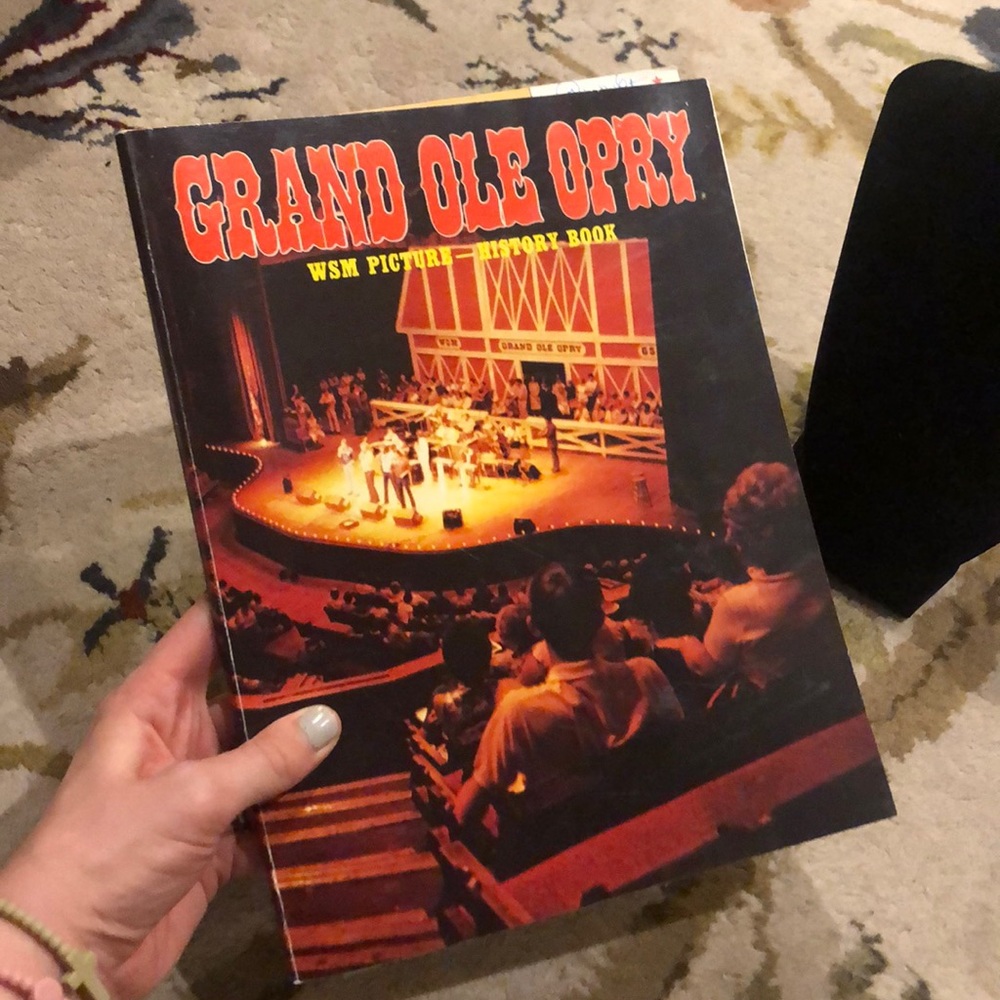 Grand Ole Opry Picture History Book 1984
